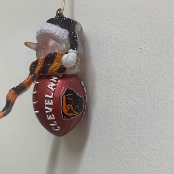 Very Cute Cleveland Browns Christmas Snowman Ornament - Picture 6 of 8